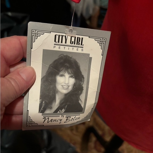 NWT City Girl Petites SIZE 4 Women’s Embroidered Blouse Bust 36” Length 22” - Picture 5 of 6